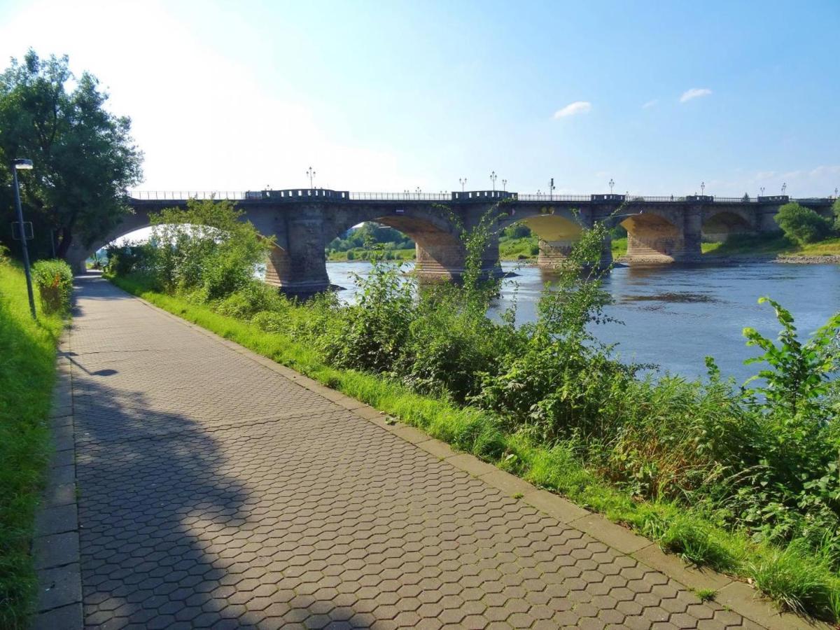 Apartment Saxonia Пирна Екстериор снимка
